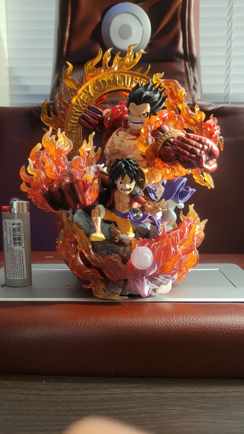 Premium One Piece Luffy Gear 4 Battle Statue / Collector