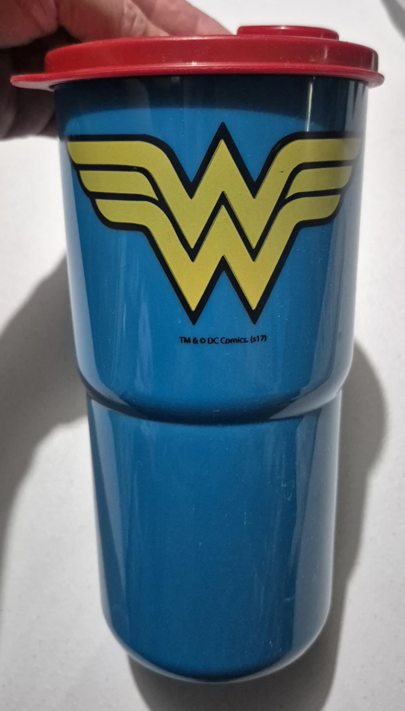Tupperware Wonder Woman Tumbler Cup