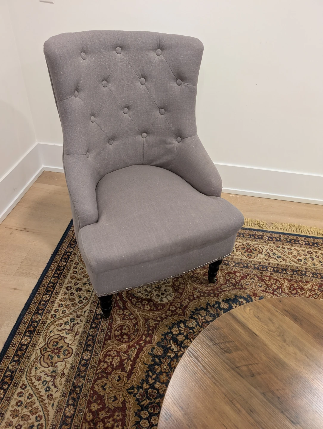 Grey Tufted Accent Chair - photo 2