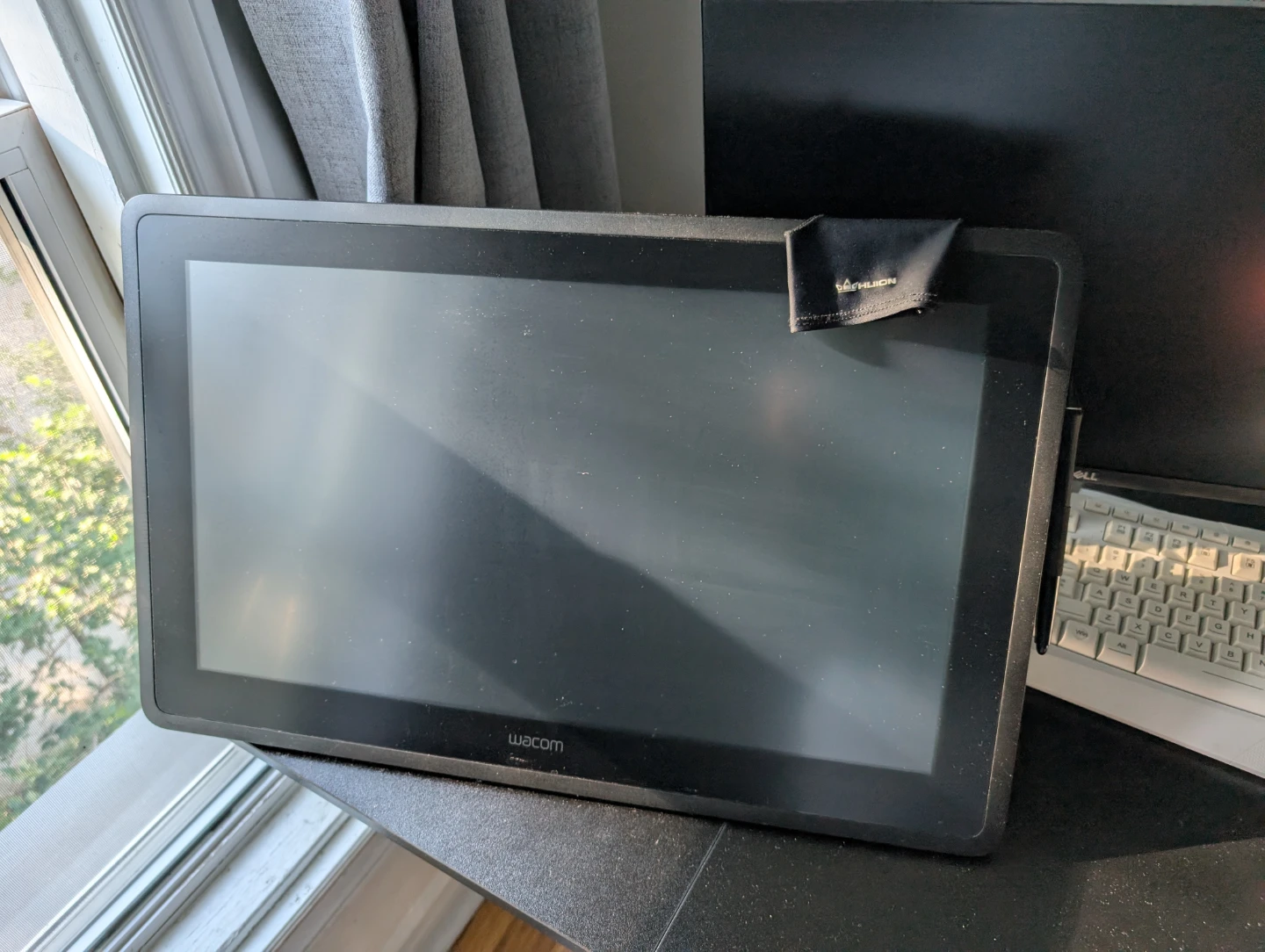 Wacom  Cinthia 22 Drawing Tablet