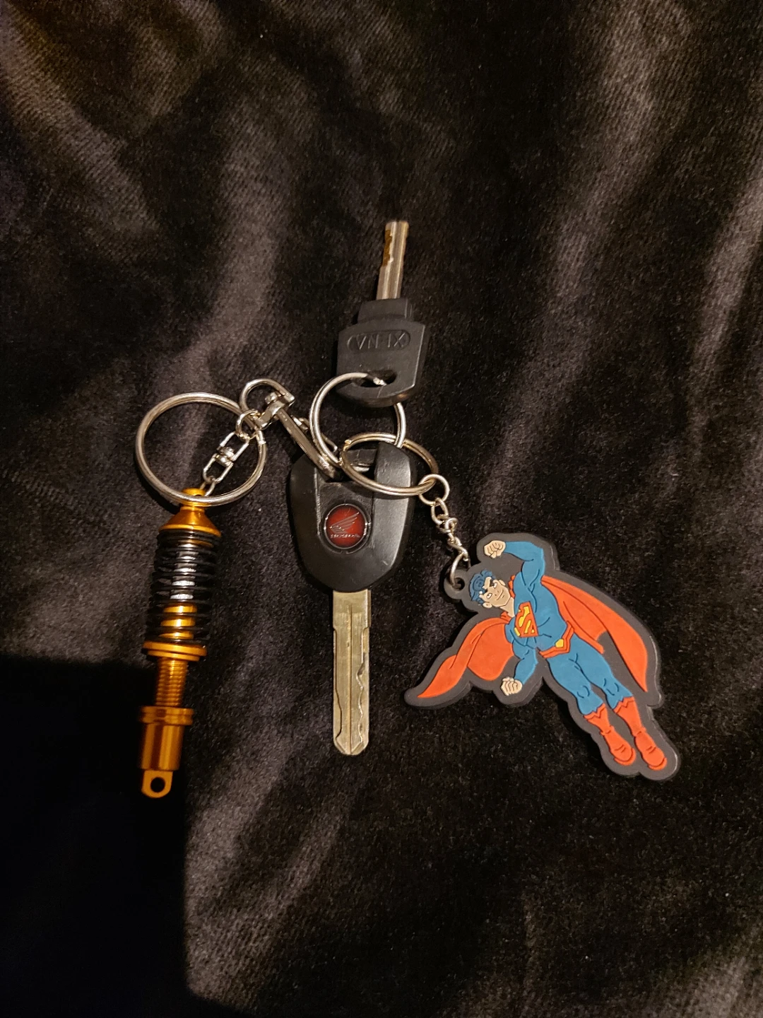 Shock Absorber Keychain - photo 2