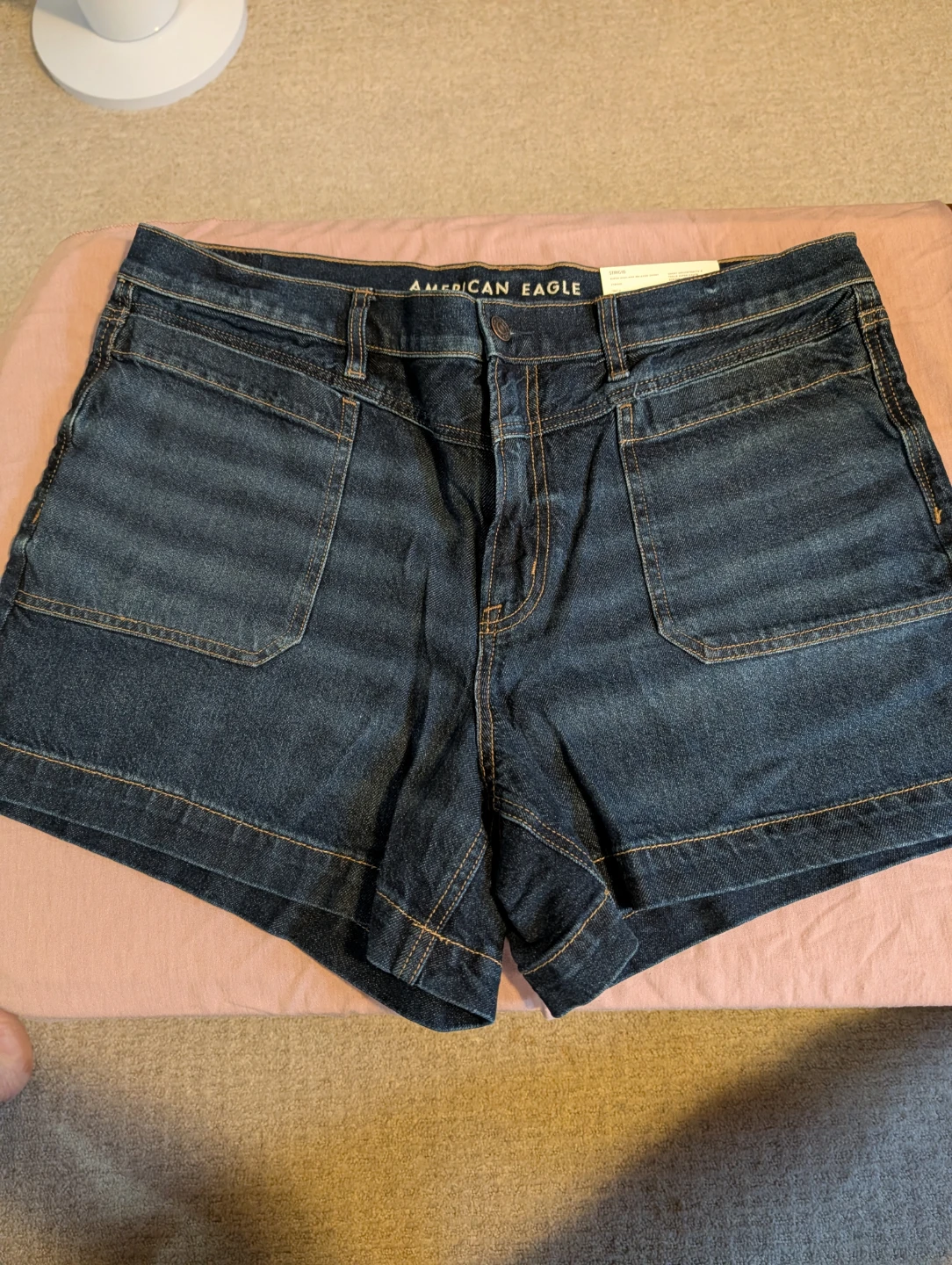 American Eagle "Strigid" Super High-Rise Shorts - Size 16
