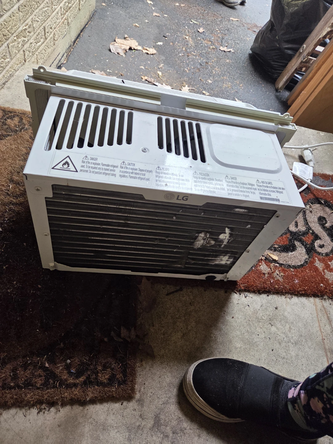 LG Window Air Conditioner Unit - photo 2