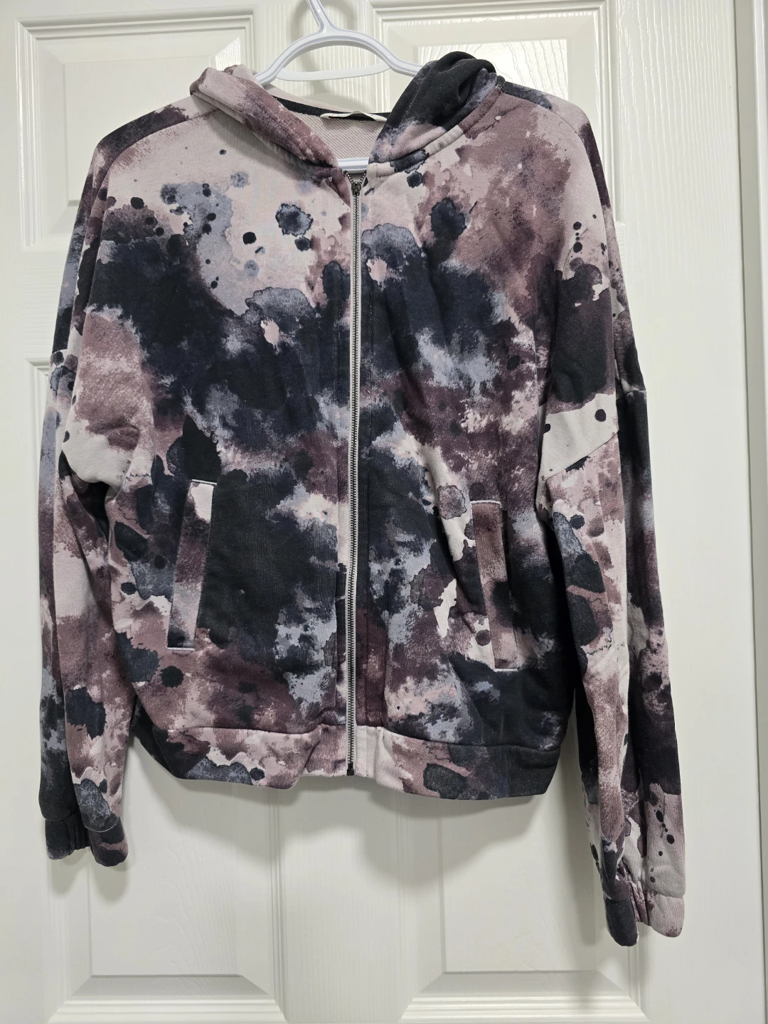 Shorts and sweater set (read ad)