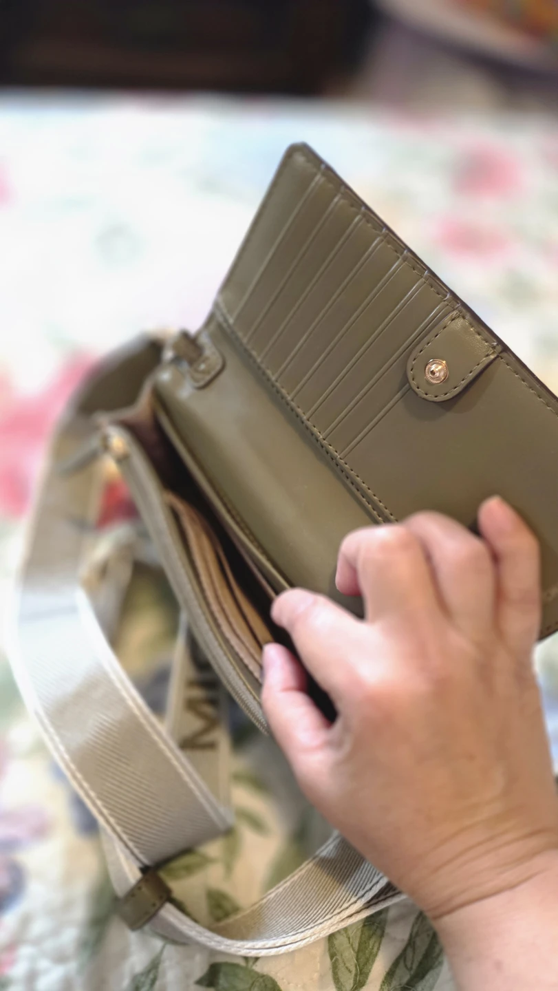 Michael Kors Shoulder Bag - photo 2
