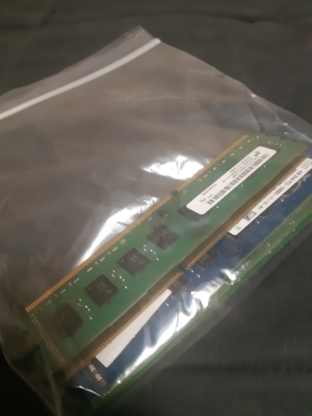 Selling 5 4gb ram sticks(optionally can buy I3 core) - photo 2