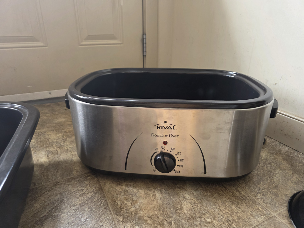 Rival Roaster Oven with Rack