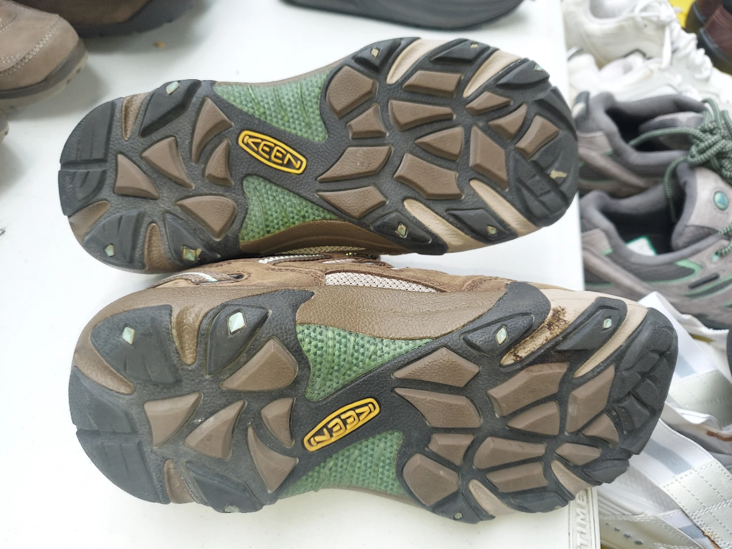 Keen Women's Hiking Shoes Size 6 - photo 5