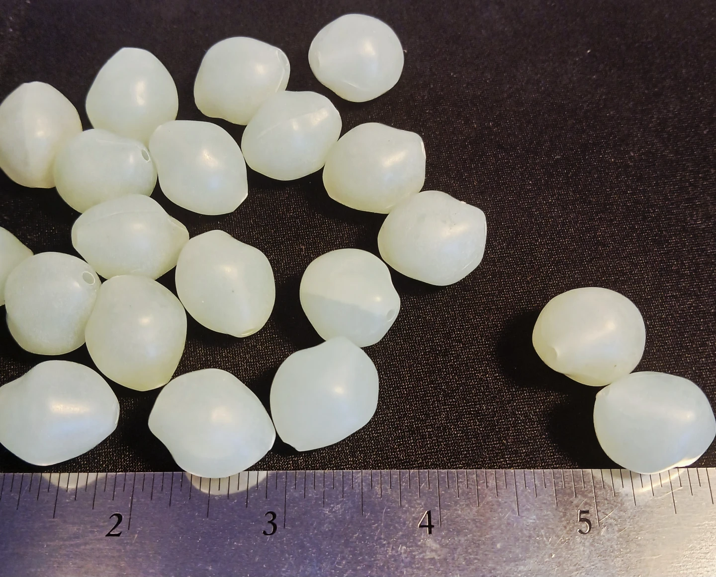 Glow in the large mint beads. Lot of 20 - photo 3