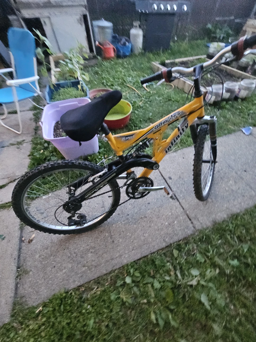Yellow Infinity "Pro-Flex" Mountain Bike
