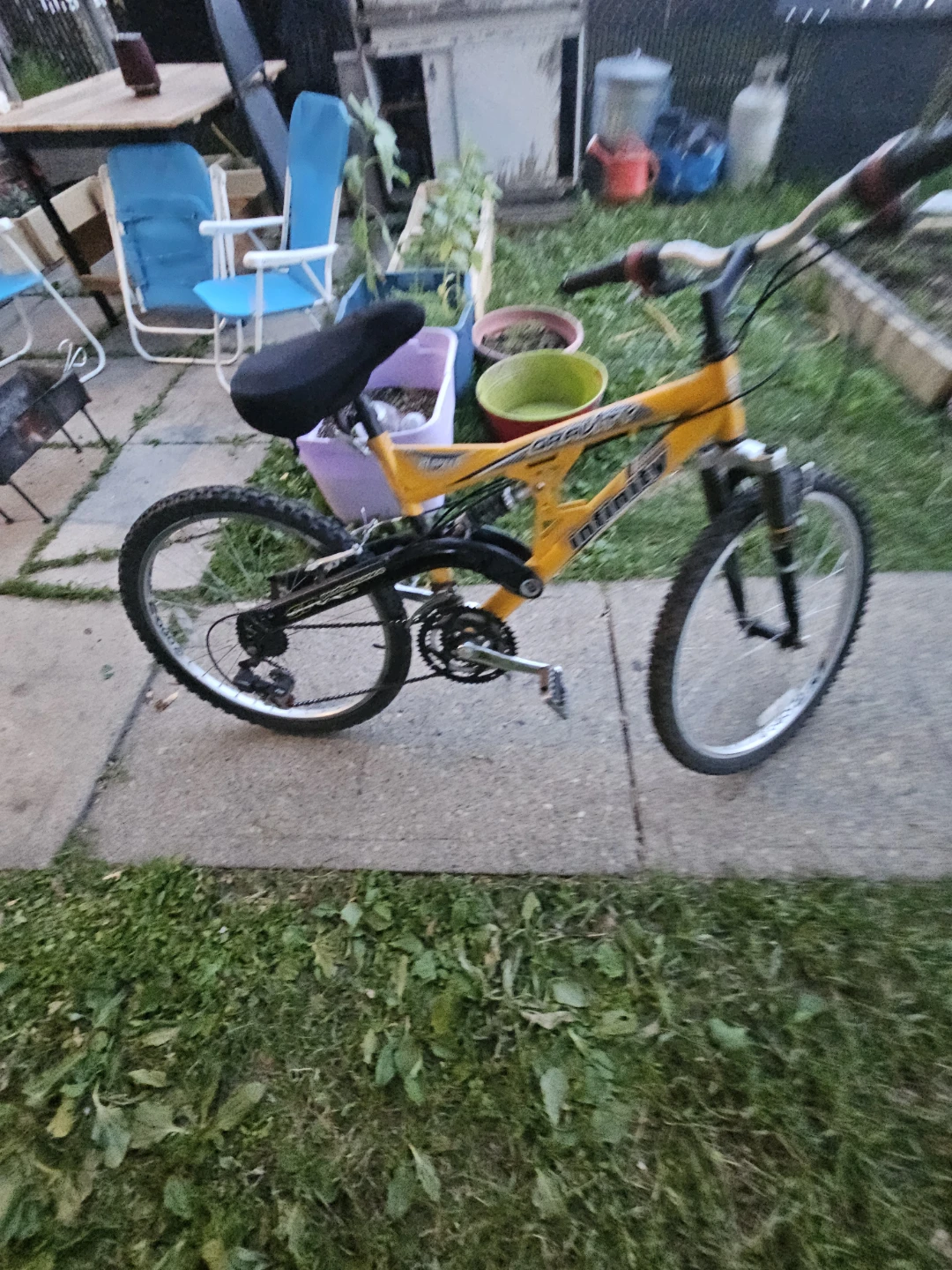 Yellow Infinity "Pro-Flex" Mountain Bike - photo 2