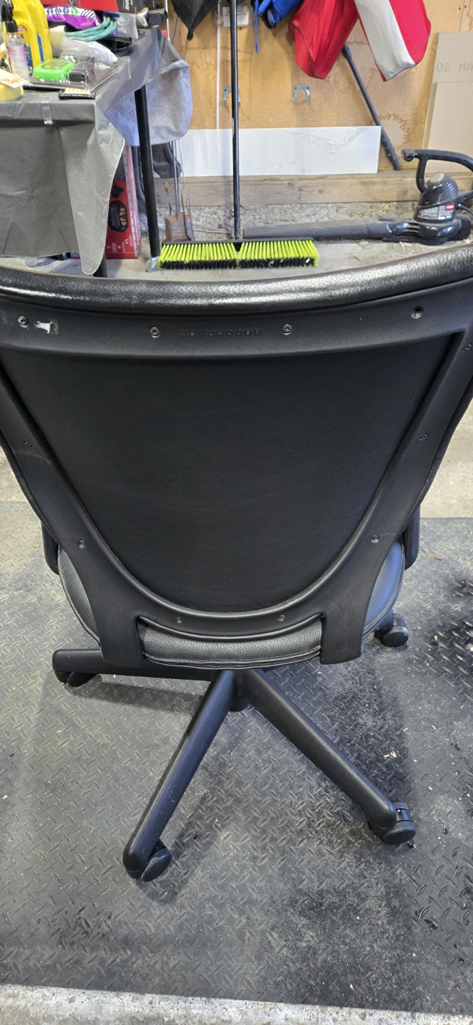 Black Office Chair - photo 4