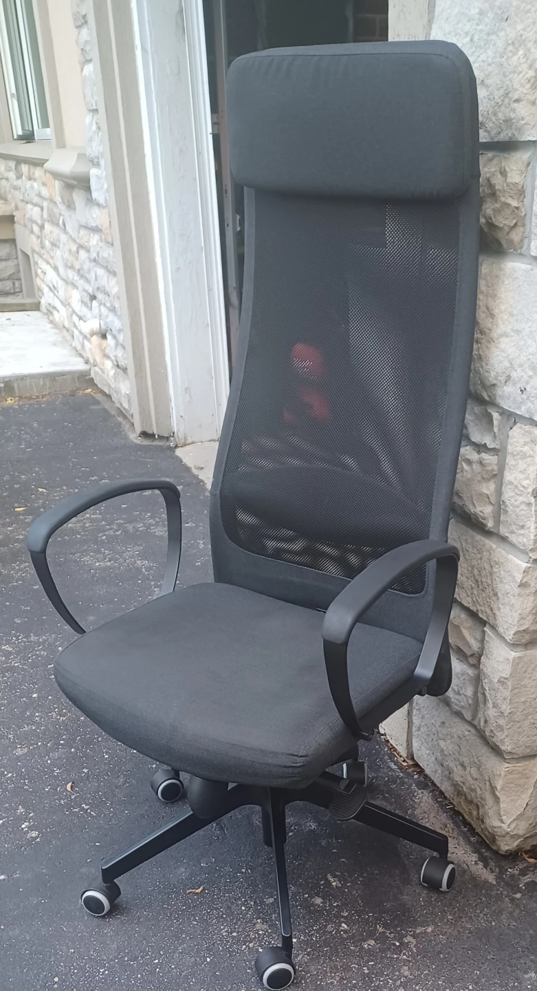 Black Mesh Office Chair - photo 2