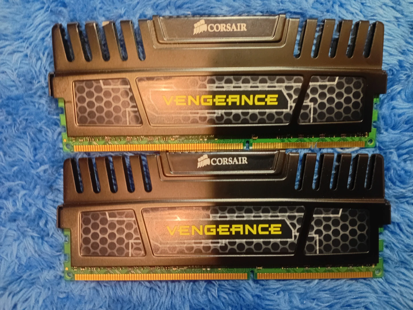 Corsair Vengeance DDR3 RAM - 2x 8GB