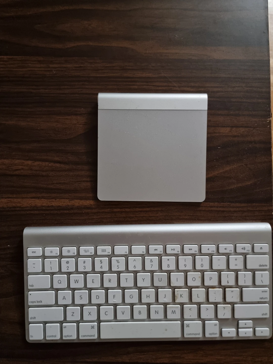 Apple Bluetooth wireless keyboard and trackpad