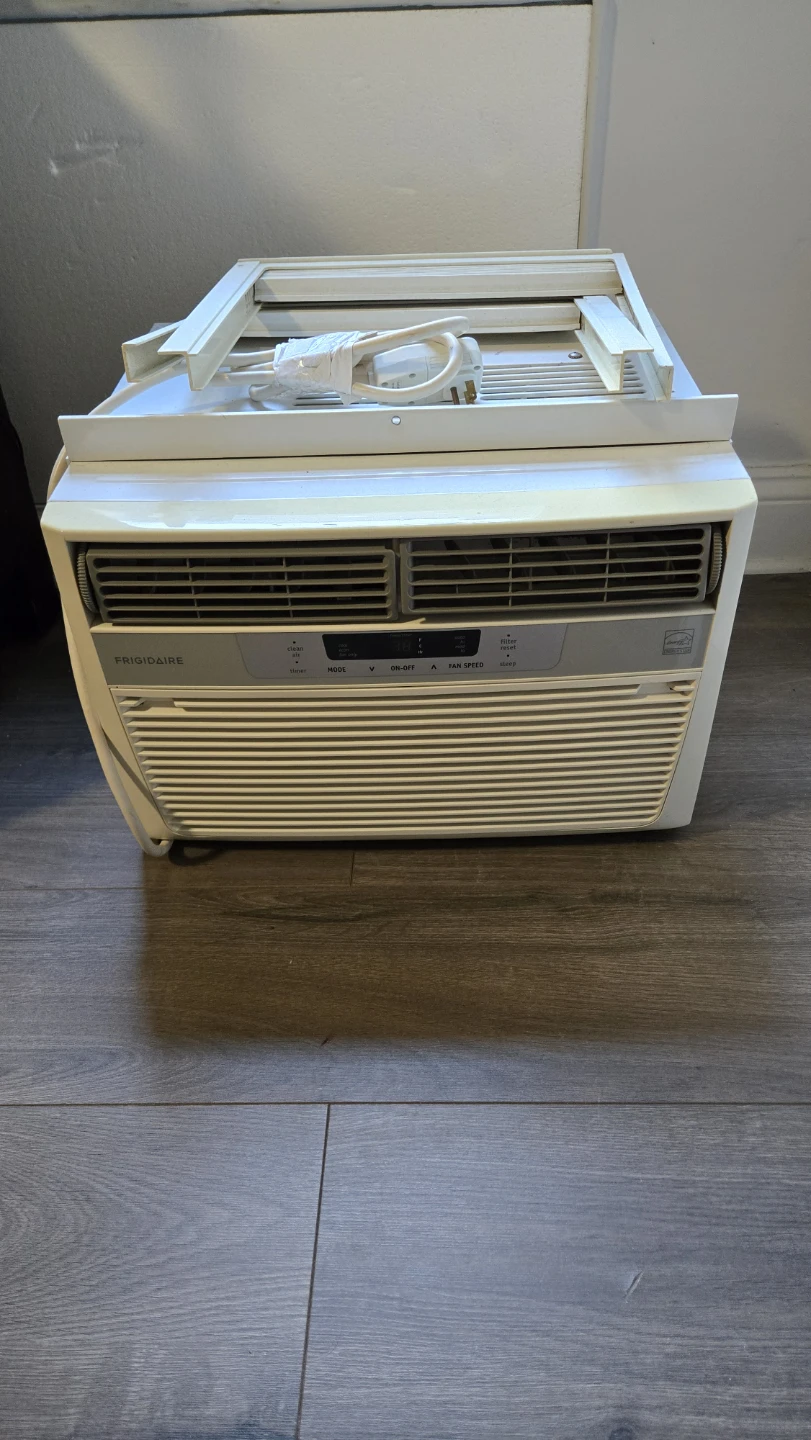 Frigidaire Air Conditioner 6000 BTU with remote.