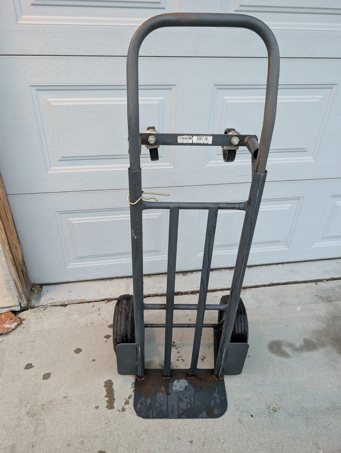 Milwaukee Heavy-duty Convertible Hand Truck 800 lb