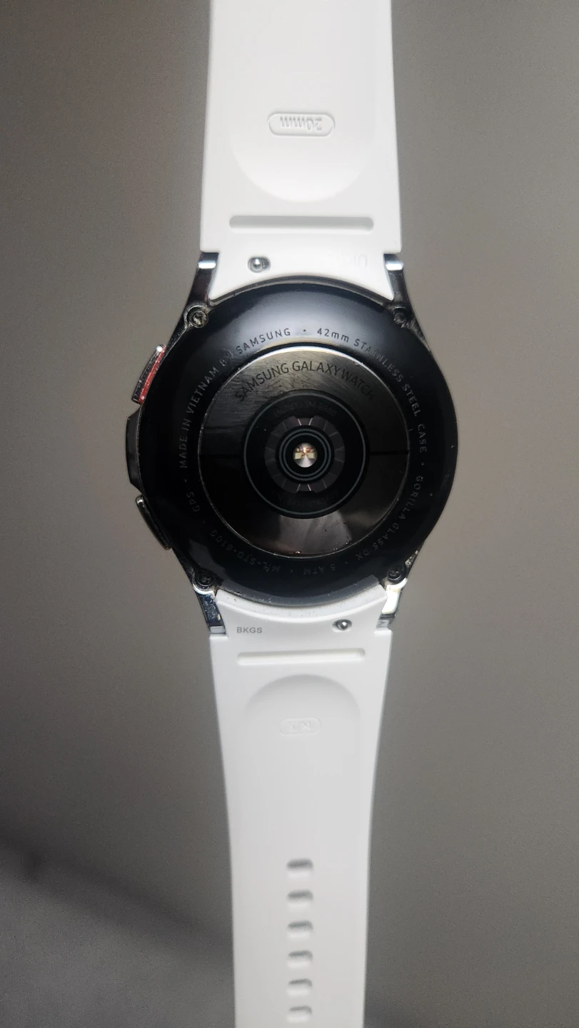 Galaxy Watch4 Classic 42mm * NEEDS NEW BATTERY - photo 2