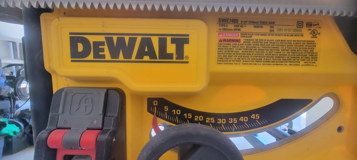 DEWALT DW7485 8 1/4" Table Saw