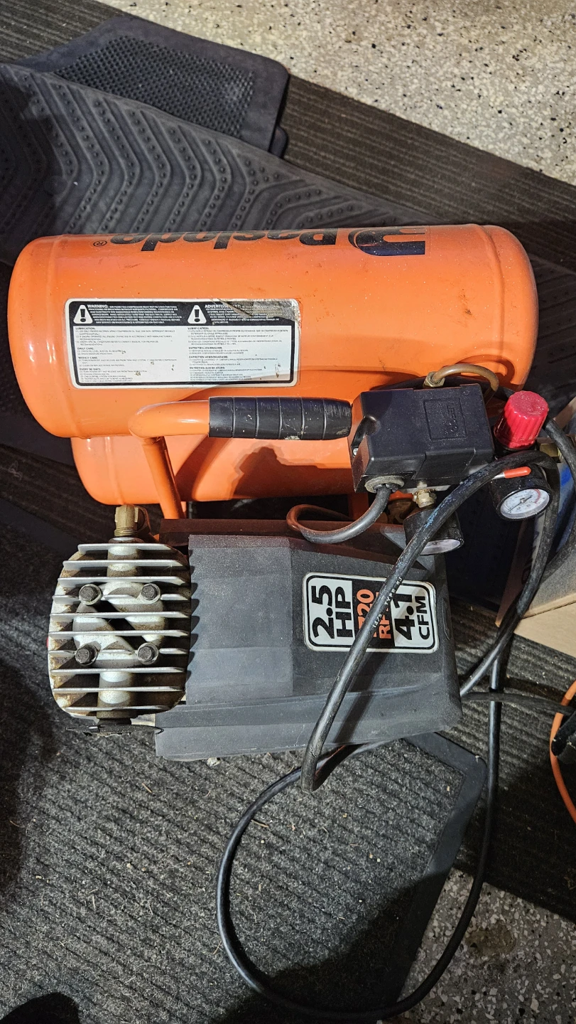 Paslode Power Station Air Compressor - photo 4