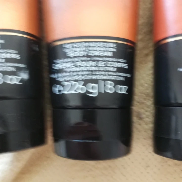 Mahogany Teakwood Ultimate Hydration Body Creams - photo 3