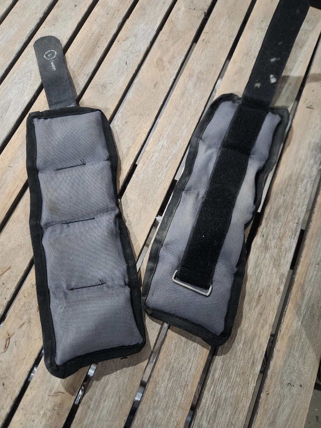 Gray Wrist/Ankle Weights Pair 2lb/each ⚽