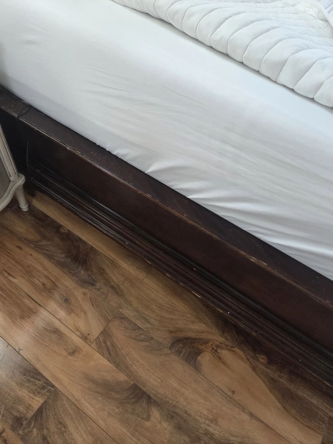 Beautiful king size bed frame solid wood - photo 3