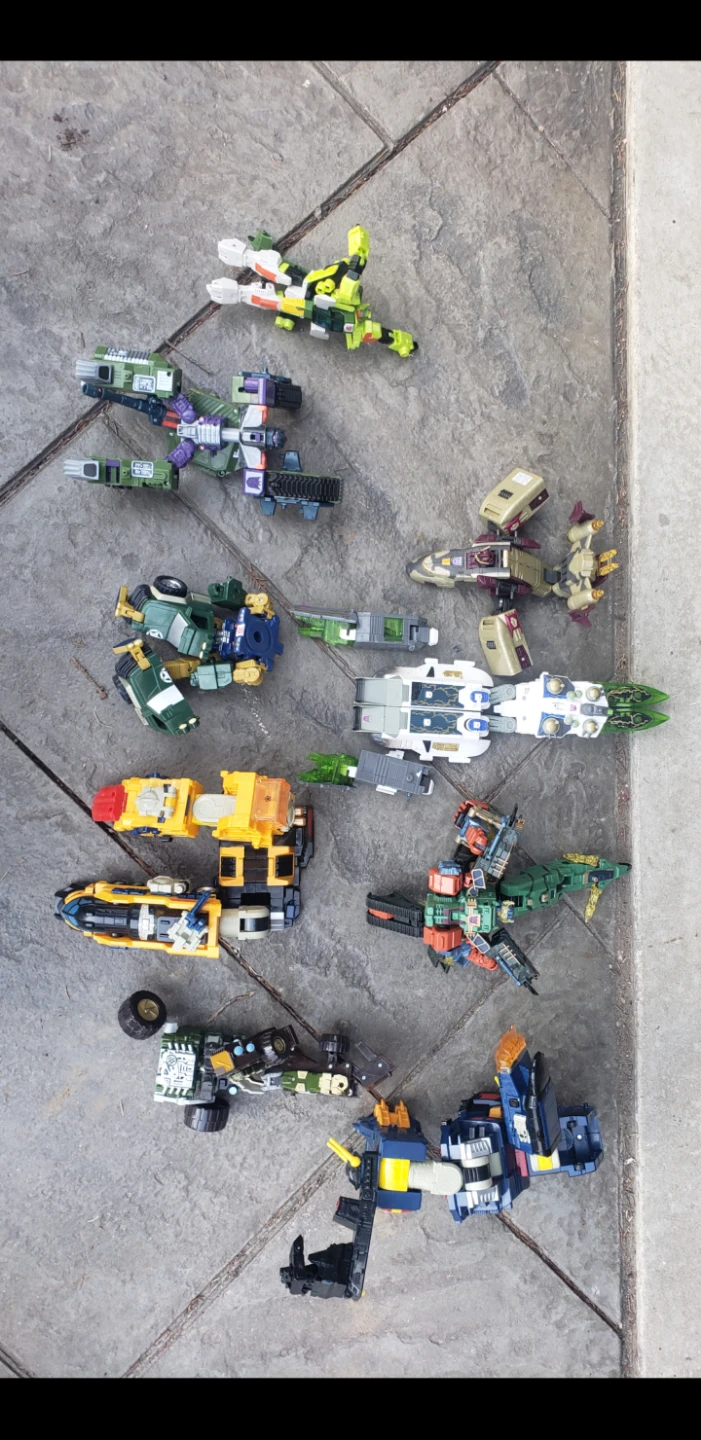 Lot of Transformers Action Figures