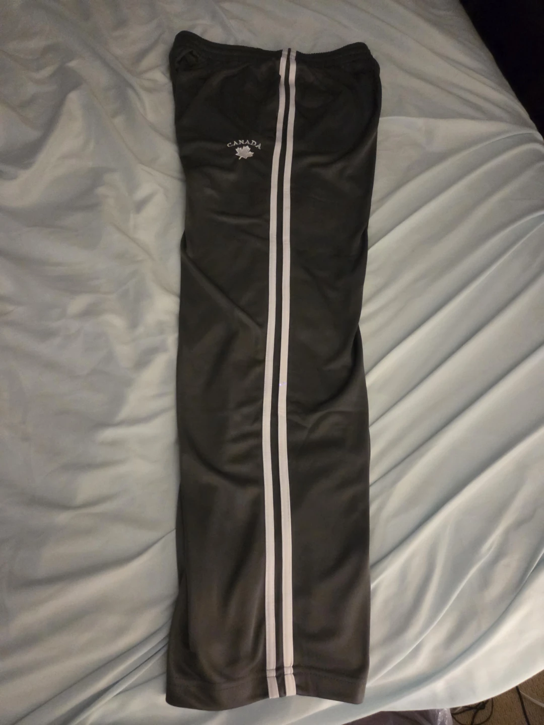 Track Pants -NEW- Speed Canada- Size L
