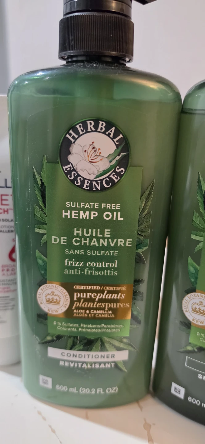 Herbal Essences Sulfate Free Hemp Oil Shampoo & Conditioner - photo 3