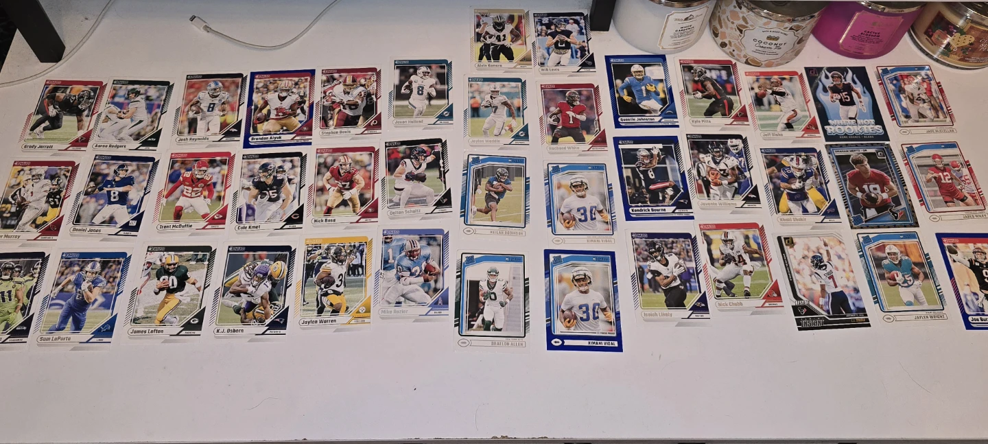 Collection of NFL Football Cards - photo 5