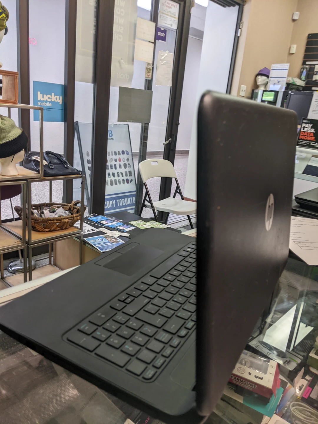 HP Laptop - photo 3