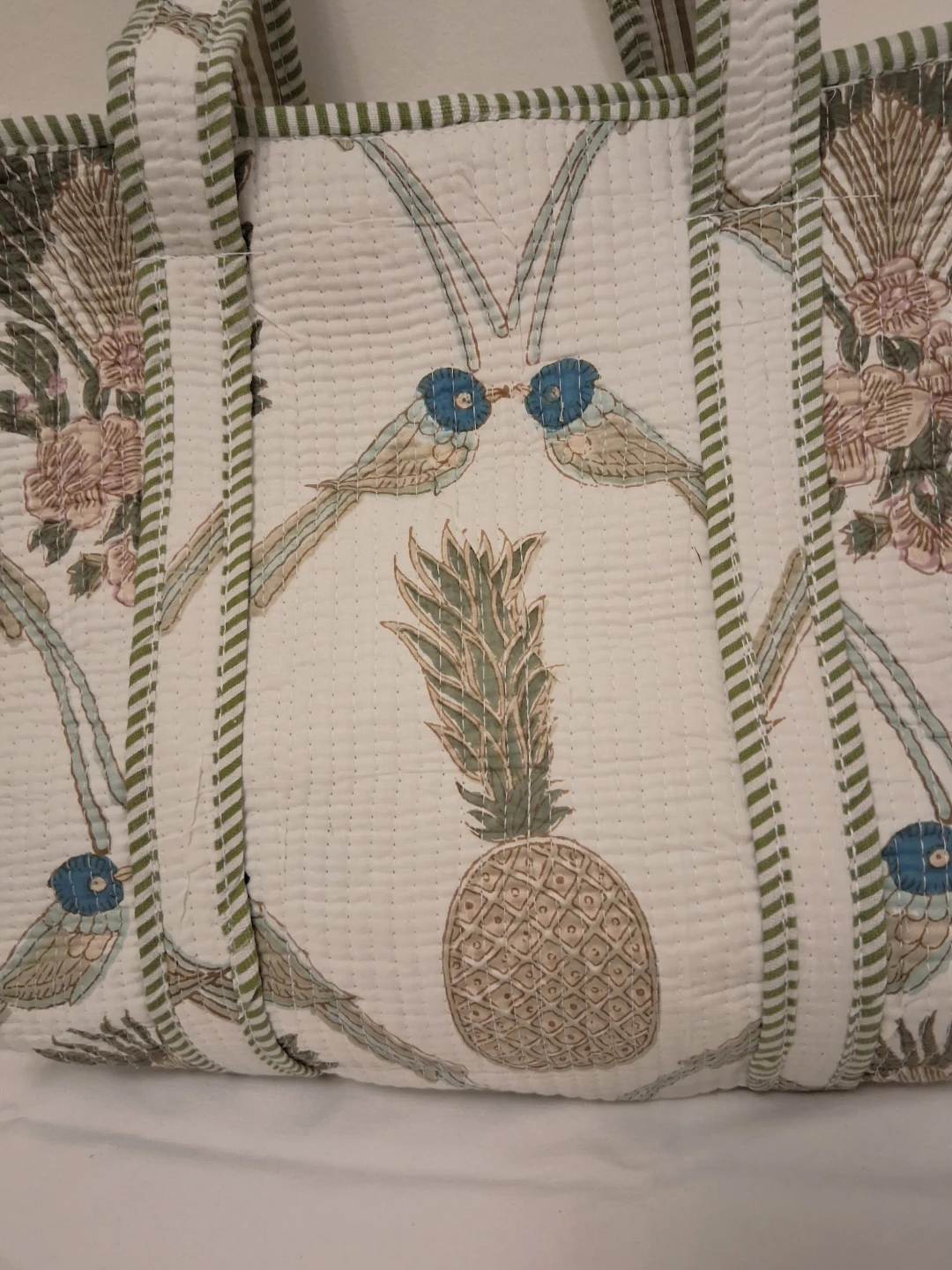Quilted Tote Bag with Pineapple and Bird Print - photo 2