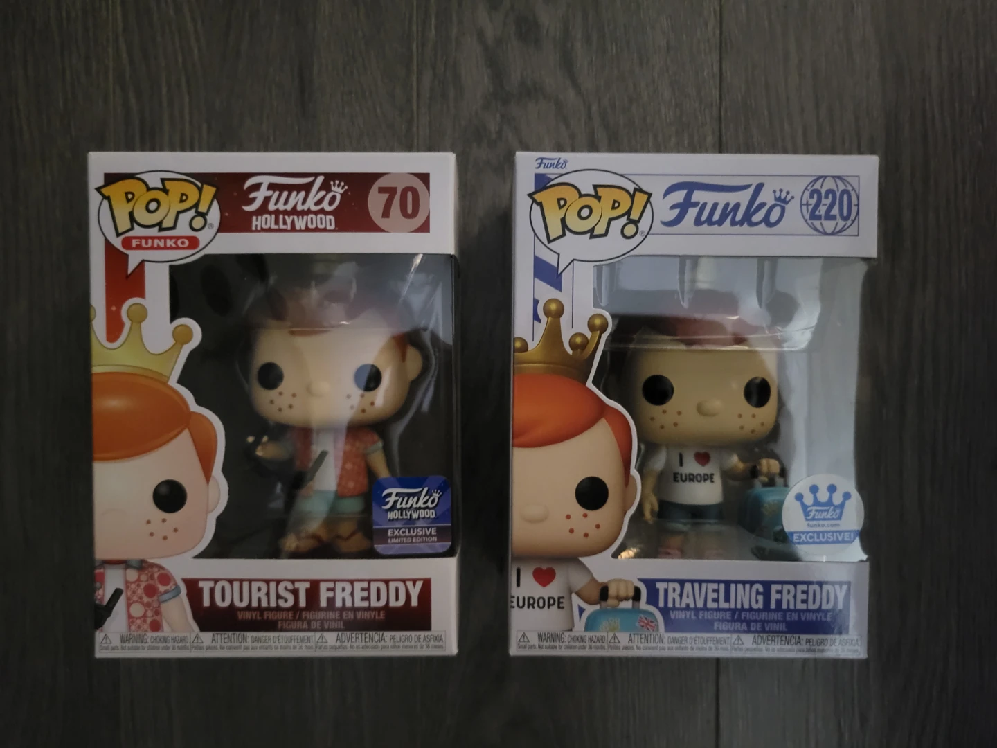 Funko Pop! Tourist Freddy #70 & Traveling Freddy #220