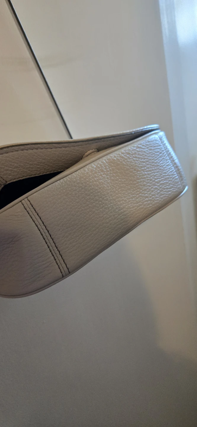 Marc Jacobs Leather Crossbody Bag - photo 2
