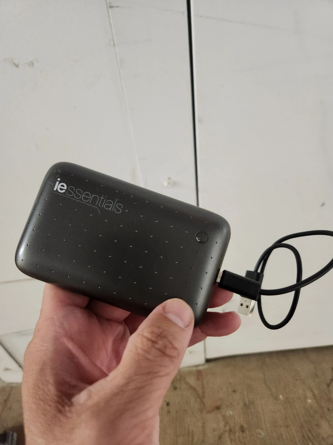 iessentials Power Bank - 4500mAh ⚽️