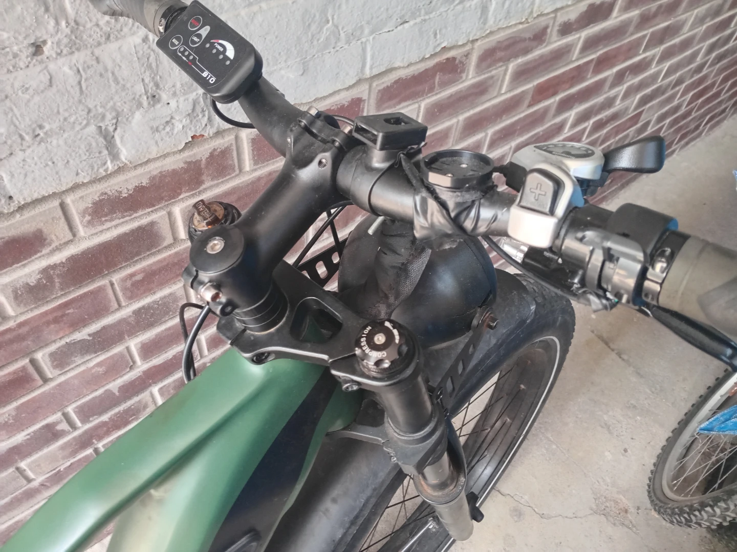 Green Electric Fat Bike - photo 4
