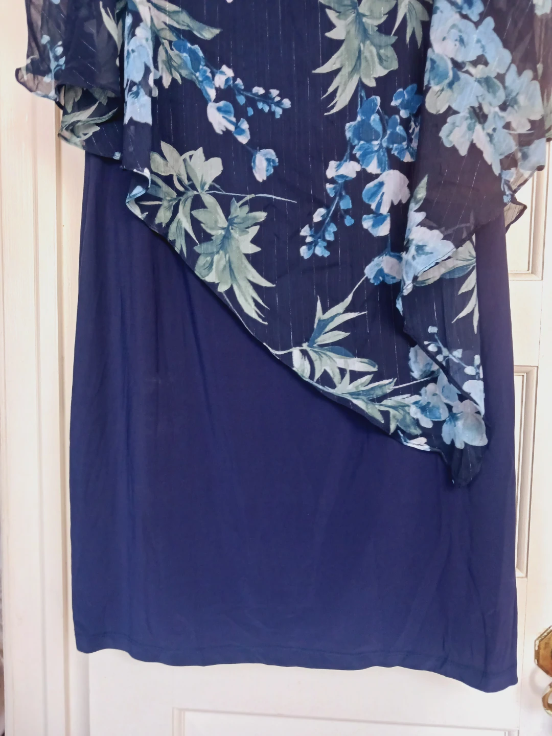 New !! Beautiful Ignite Navy Floral Overlay Elegant Dress. 18. - photo 3