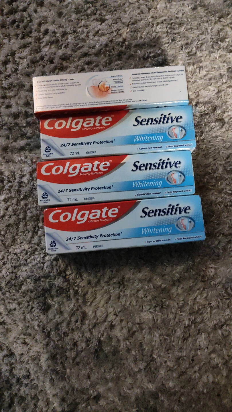 Colgate Sensitive Whitening Toothpaste - 4 Pack