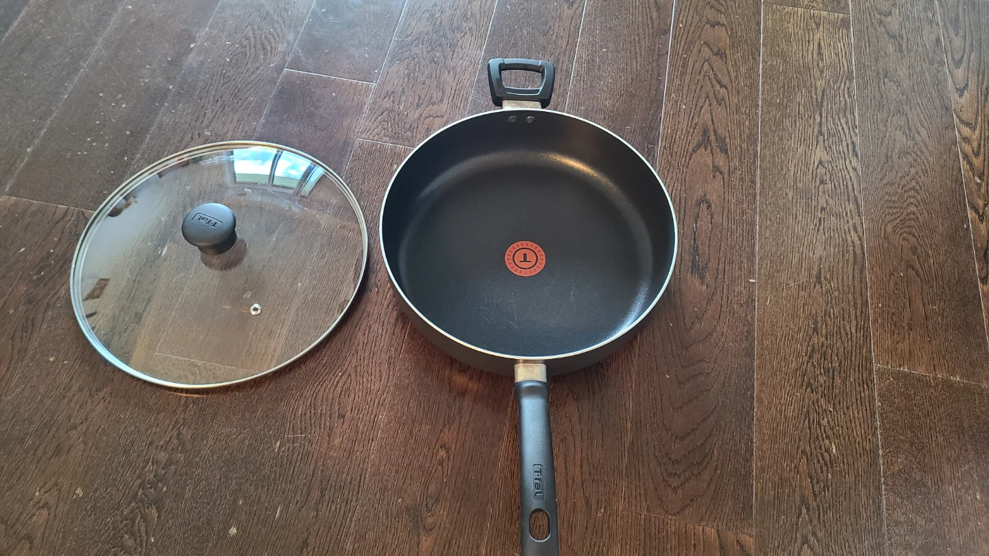 T-fal Non-stick Pan with Lid - photo 2