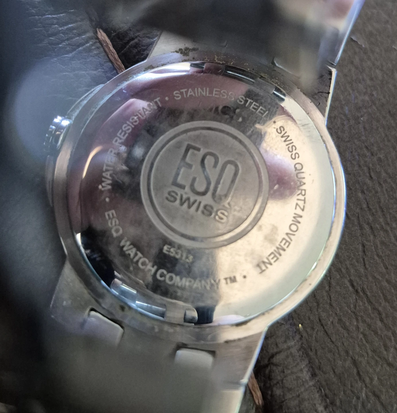 ESQ Swiss Quartz Two-Tone Watch needs battery - photo 4