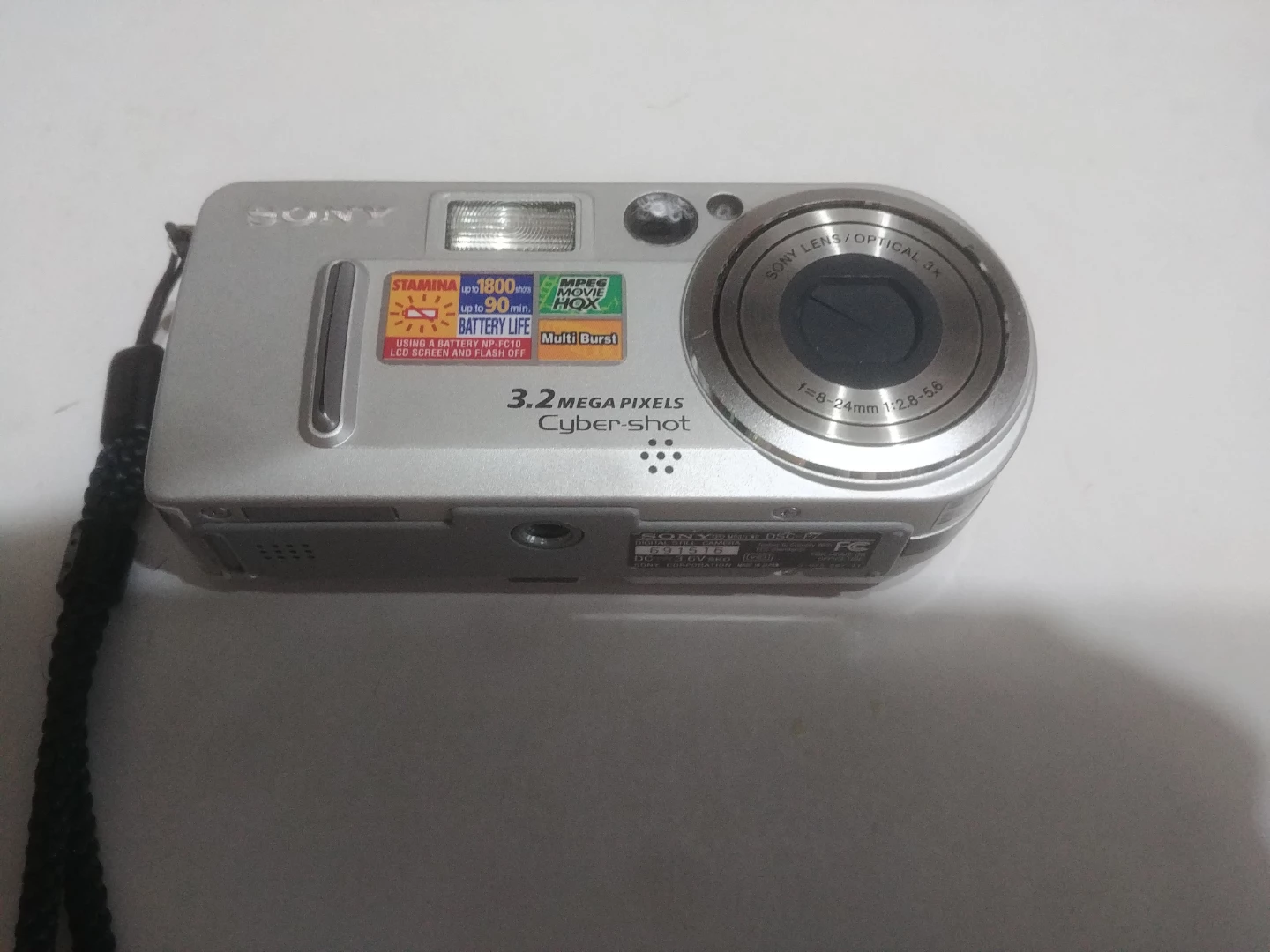 Sony Cyber-shot 3.2 Megapixels Digital Camera