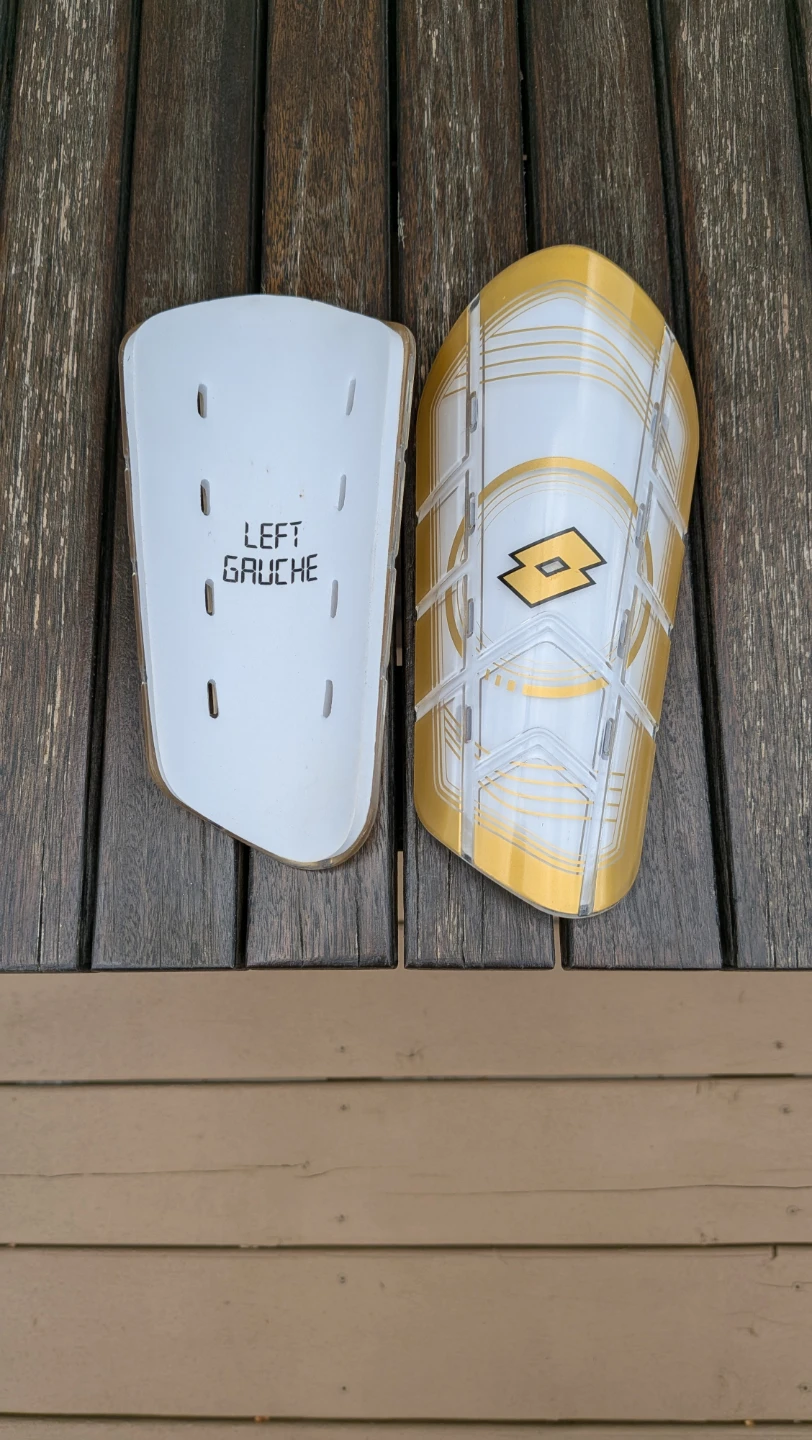 Lotto soccer shin pads - photo 2