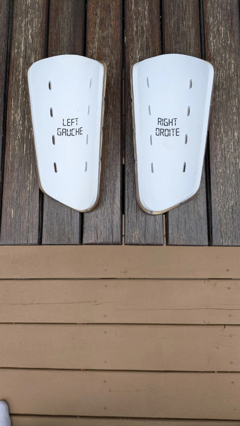Lotto soccer shin pads - photo 3