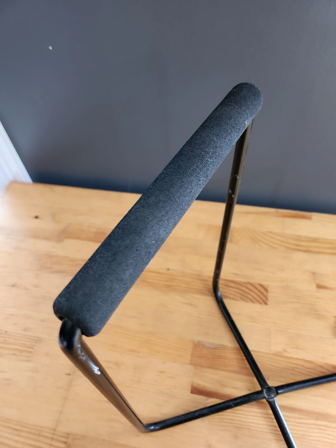 Universal A-Frame Guitar Stand- Metal/Black - photo 5