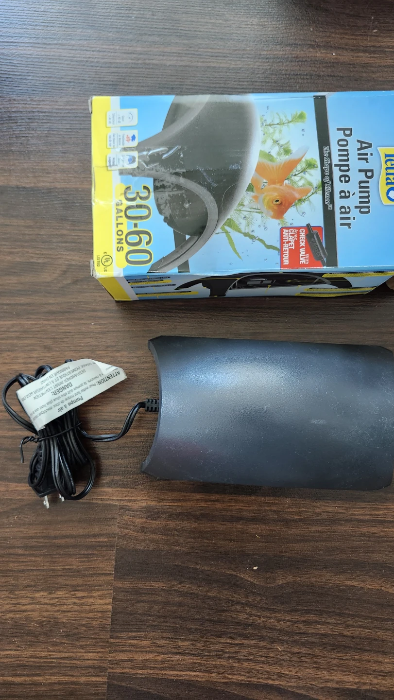 Tetra Air Pump for 30-60 Gallon Aquariums - photo 2