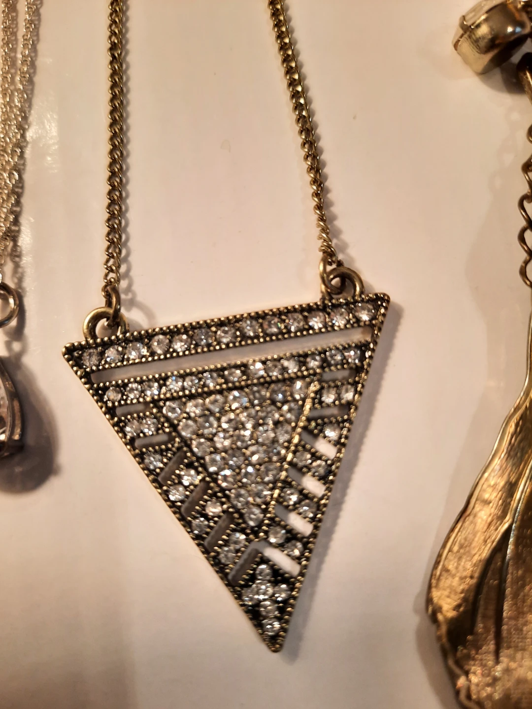 Assorted Women's Necklaces - photo 3