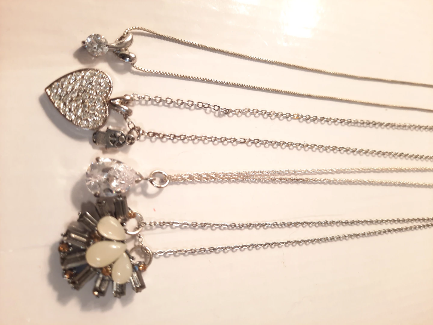 Assorted Women's Necklaces - photo 4