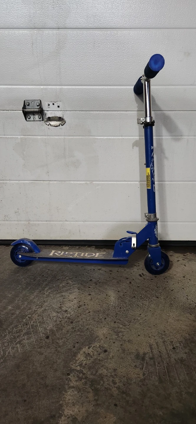Blue RIPTIDE Scooter - photo 3