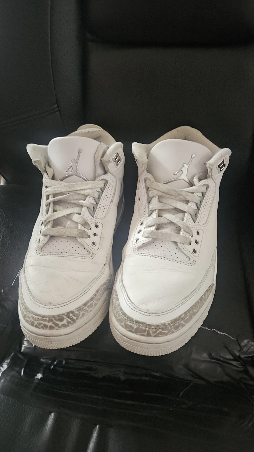 Jordan 3 Retro White Cement Sneakers